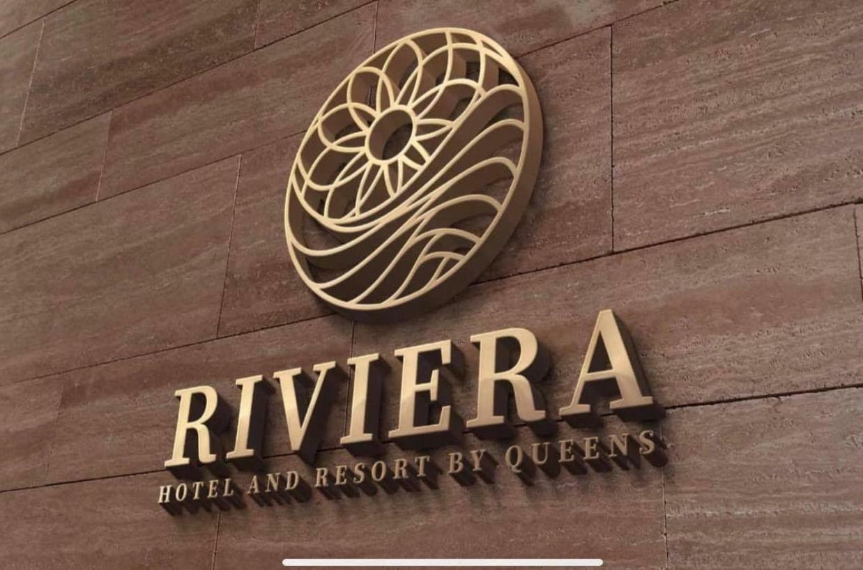 Riviera By Queens Hotel And Resort Gura Vaii Exterior photo